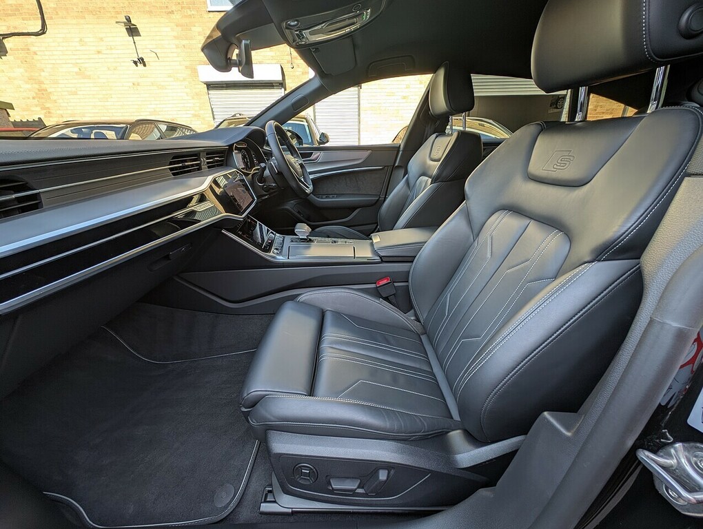Audi A7 3.0 Tfsi V6 55 S Line Sportback S Troni Black #2