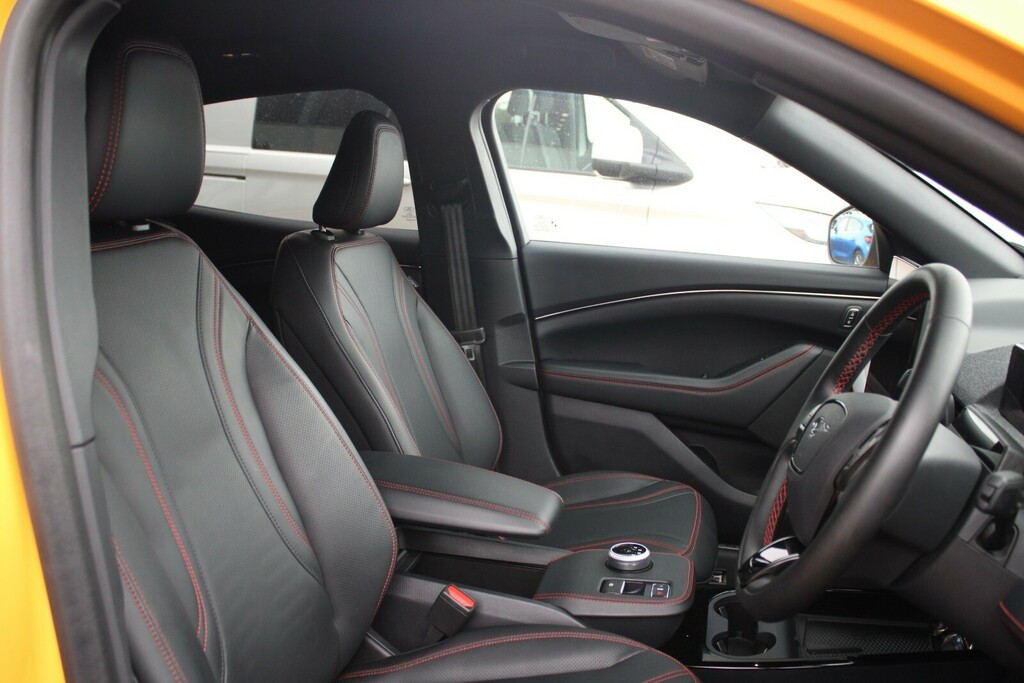 Ford Mustang Mach-E 216Kw Premium 91Kwh Rwd EN24PFF Orange #6