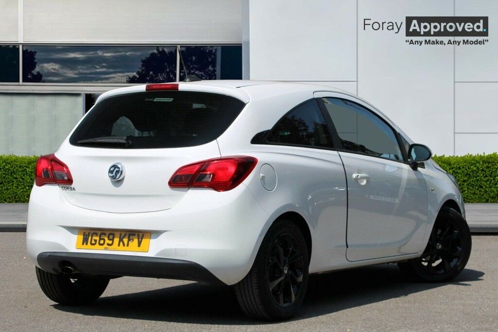 Vauxhall Corsa 1.4 Griffin WG69KFV White #4