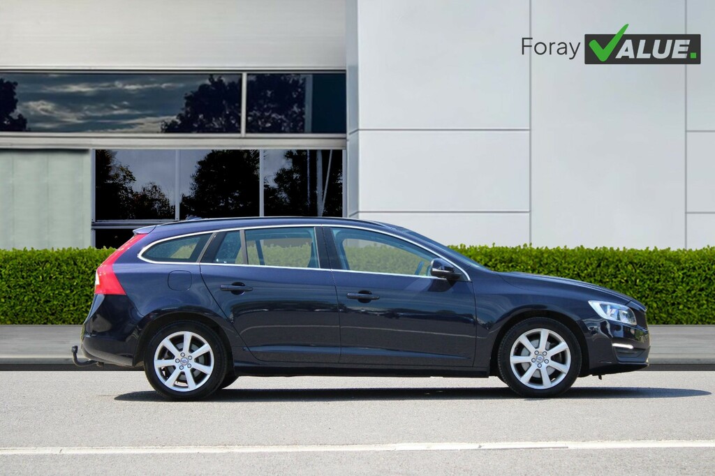 Volvo V60 D3 150 Se Nav Leather DE18OEZ Blue #3