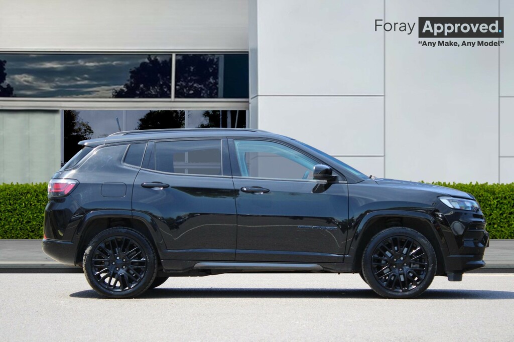 Jeep Compass 1.3 T4 Gse 4Xe Phev S Model WA24JFU Black #4