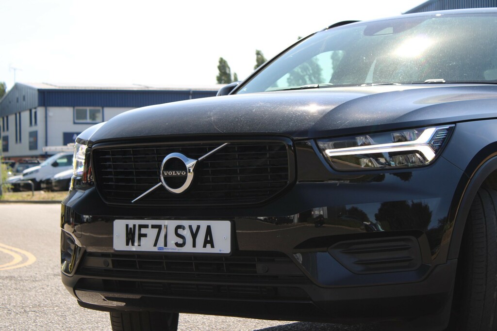 Volvo XC40 1.5 T3 163 R Design Geartronic WF71SYA Black #5