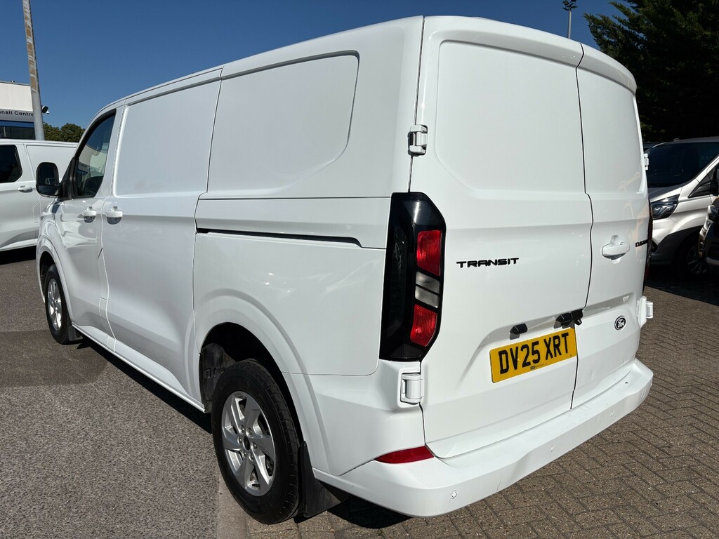 Ford Transit Custom 2.0 Ecoblue 136Ps H1 Van Limited DV25XRT White #5