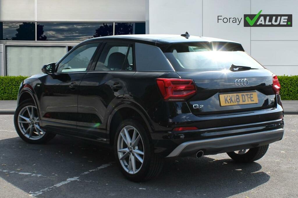 Audi Q2 1.6 Tdi S Line KX18DTE Black #4