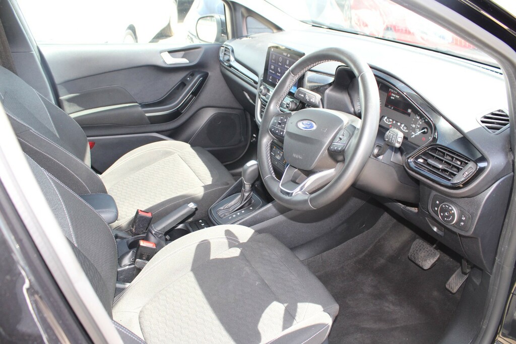 Ford Fiesta 1.0 Ecoboost Hybrid Mhev 125 Titanium Black #6