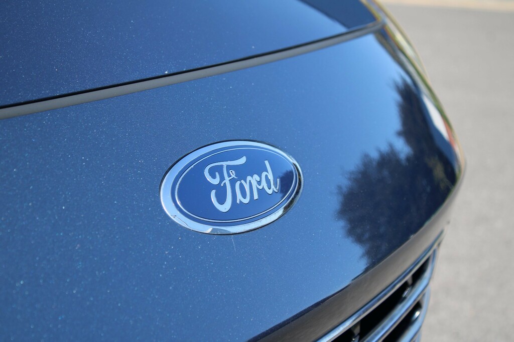 Ford Kuga 2.5 Phev Titanium First Edition Cvt HJ20PPX Blue #6