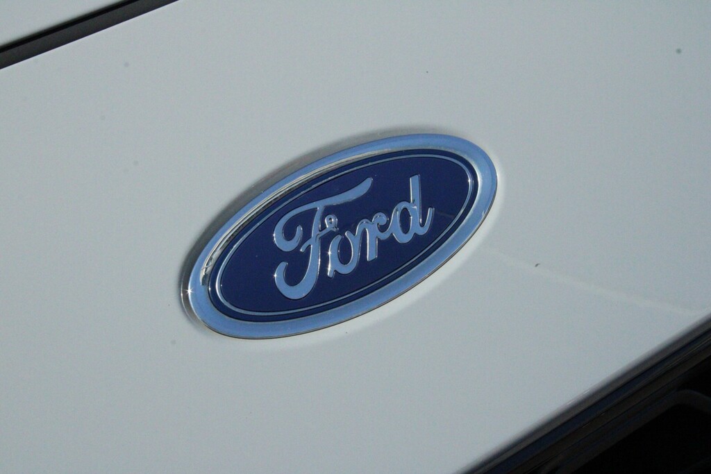Ford Kuga 2.5 Phev Graphite Tech Edition Cvt WA24KVF Grey #6