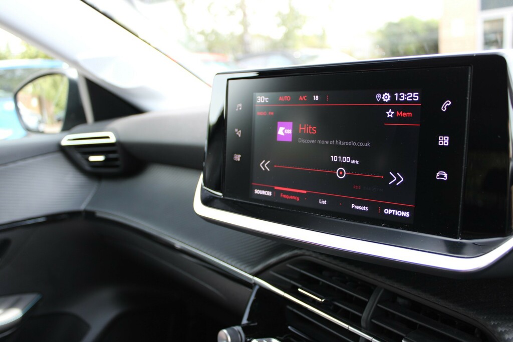 Peugeot 208 208 Active Premium Puretech Ss Grey #29