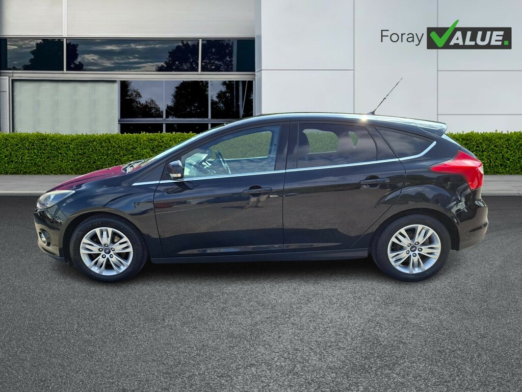 Ford Focus 1.0 125 Ecoboost Titanium Navigator HG63NEN Black #4