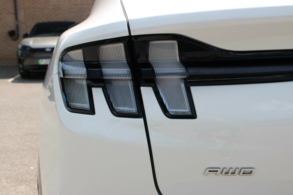 Ford Mustang Mach-E 258Kw Extended Range 88Kwh Awd White #5