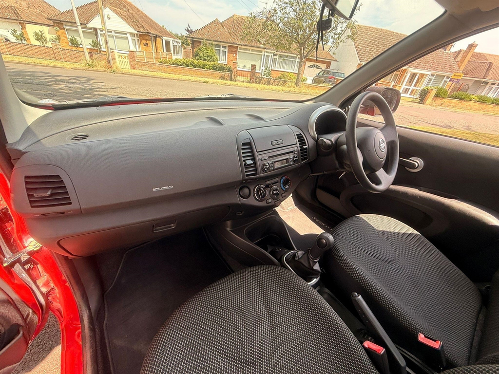 Nissan Micra N-tec Black #18