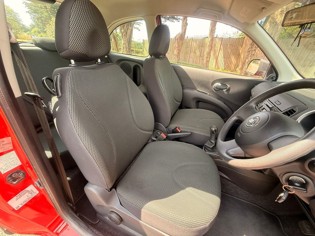 Nissan Micra N-tec Black #11
