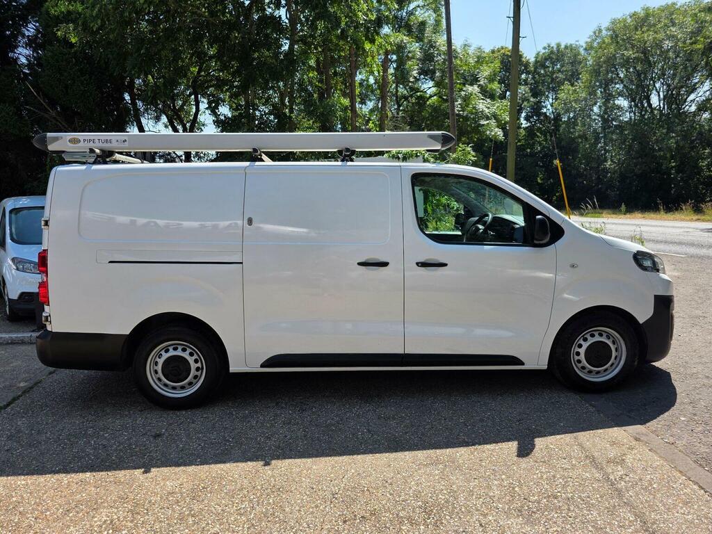 Citroen Dispatch Panel Van 2.0 Bluehdi 1400 Enterprise XL Fwd 3 Eur White #2