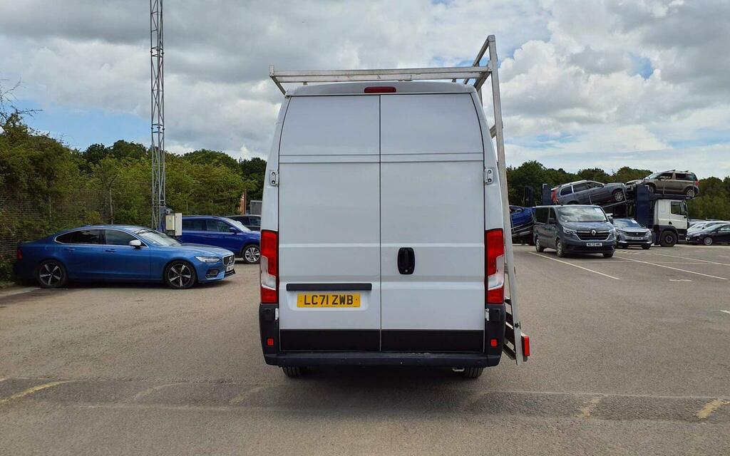Citroen Relay 2.2 Bluehdi 35 Enterprise L4 Extra High Roof Euro White #2