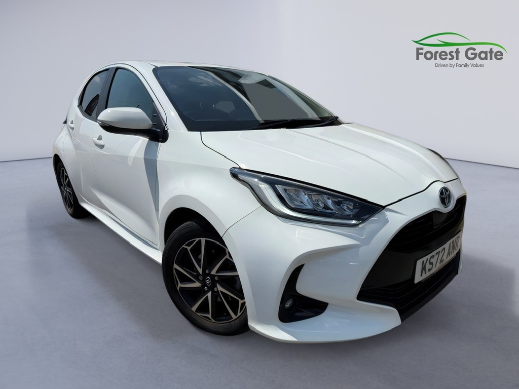 Toyota Yaris 1.5 Vvt-h Design Hatchback Hybrid E-cvt White