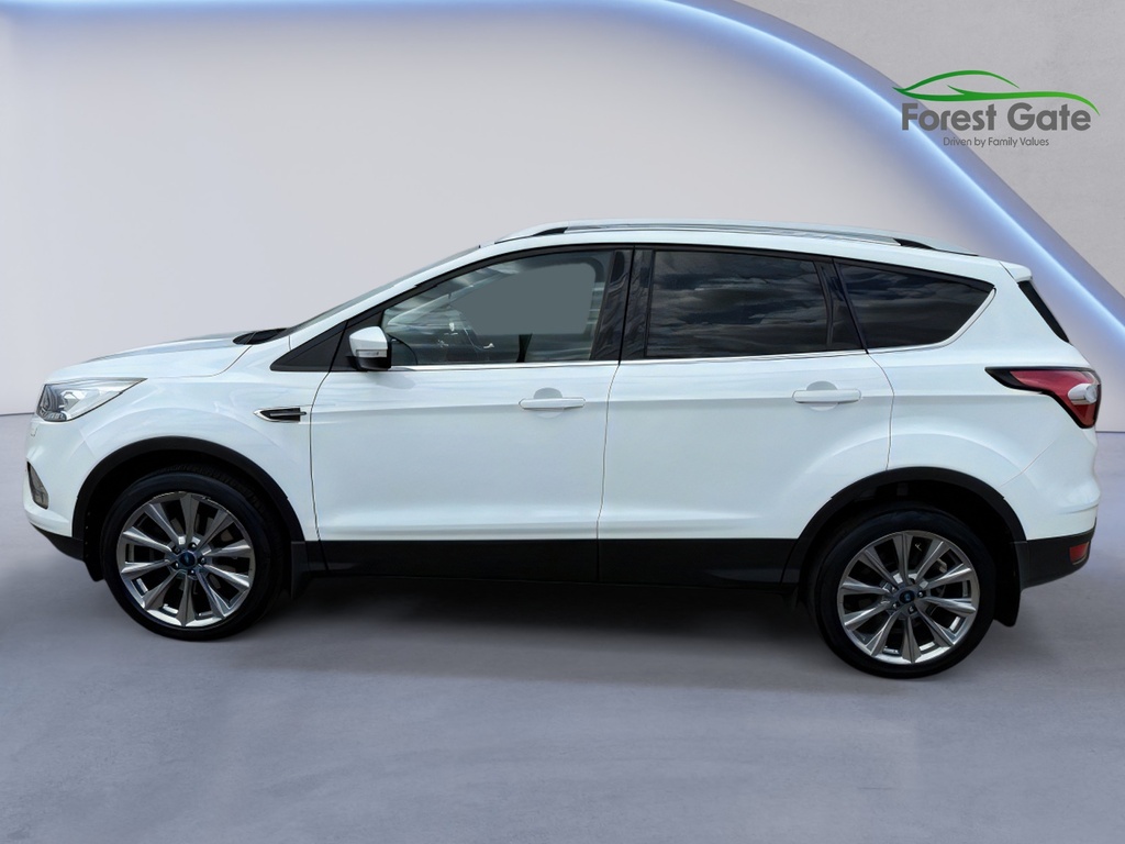 Ford Kuga 2.0 Tdci Ecoblue Titanium X Edition Suv White #4