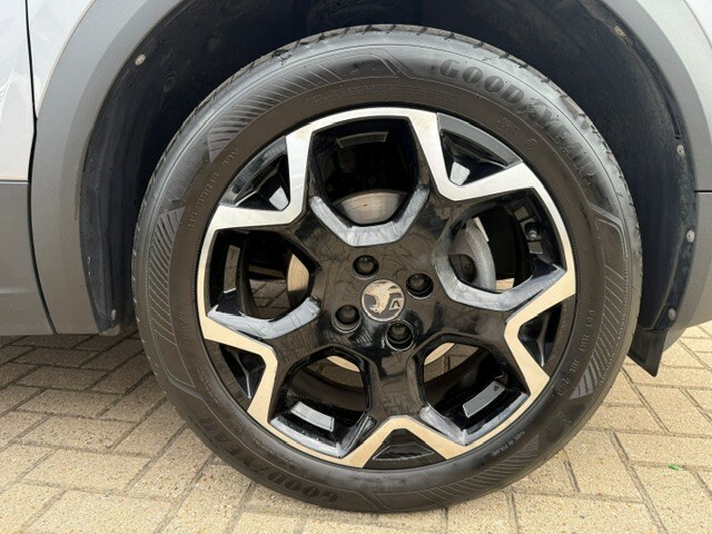 Vauxhall Mokka Gs White #9