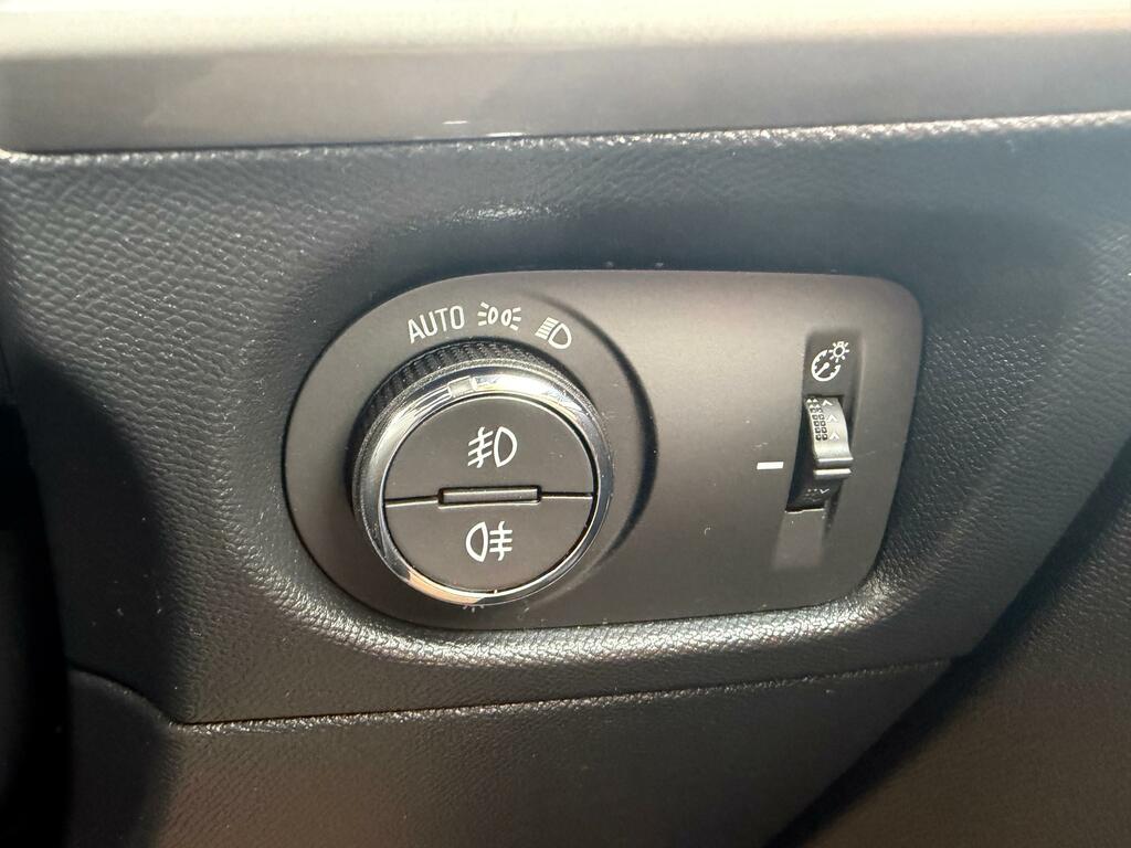Vauxhall Mokka-e 50Kwh Ultimate Suv 136 Ps Grey