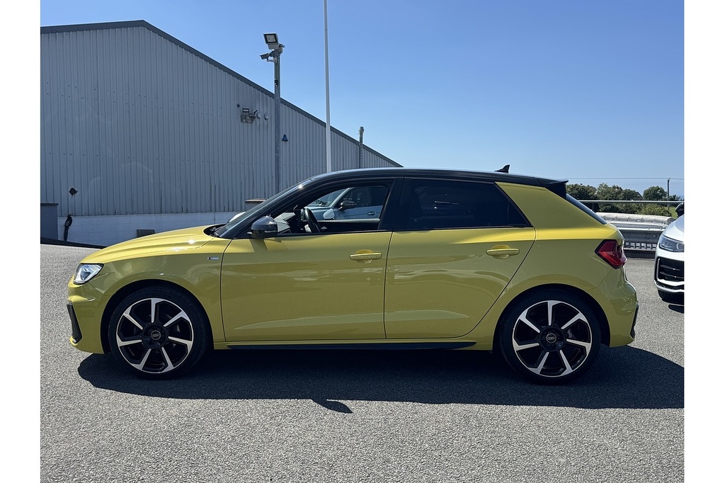 Audi A1 1.0 Tfsi 30 Black Edition Sportback WG23LSY Yellow #5
