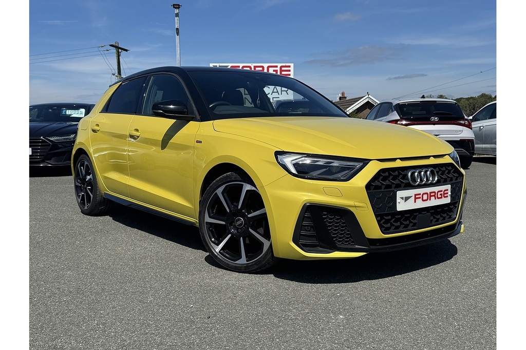 Audi A1 1.0 Tfsi 30 Black Edition Sportback Yellow