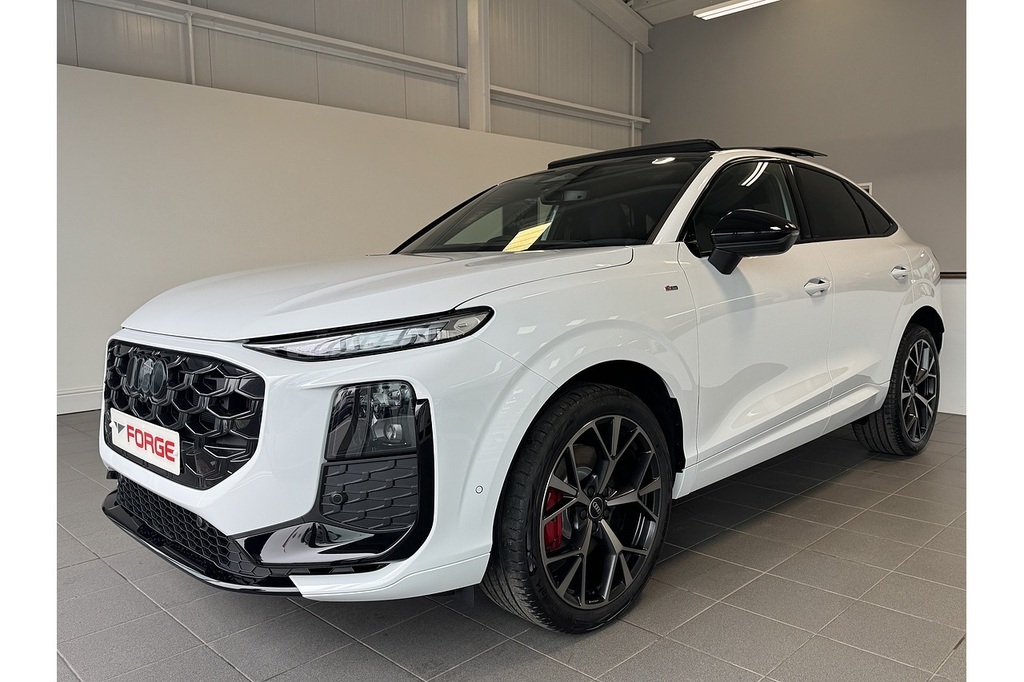 Audi Q3 Sportback Edition 1 Tfsi Quattro 204 Ps S Tronic White #4