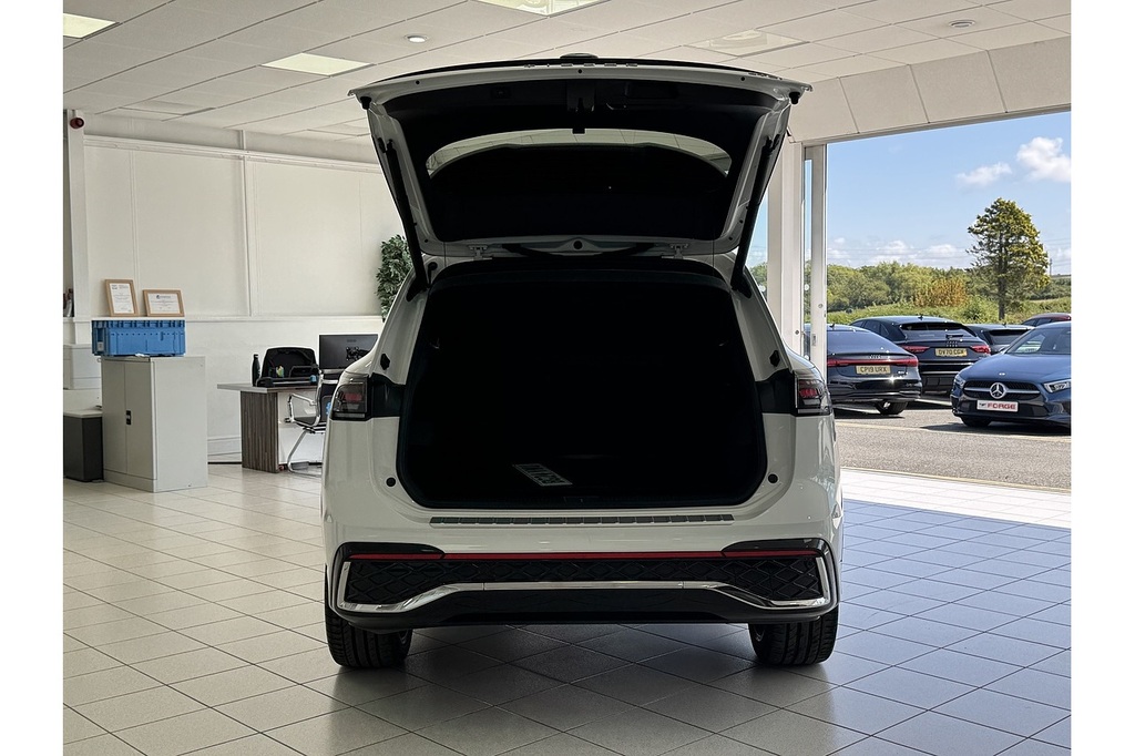 Volkswagen Tiguan Elegance Blue #10