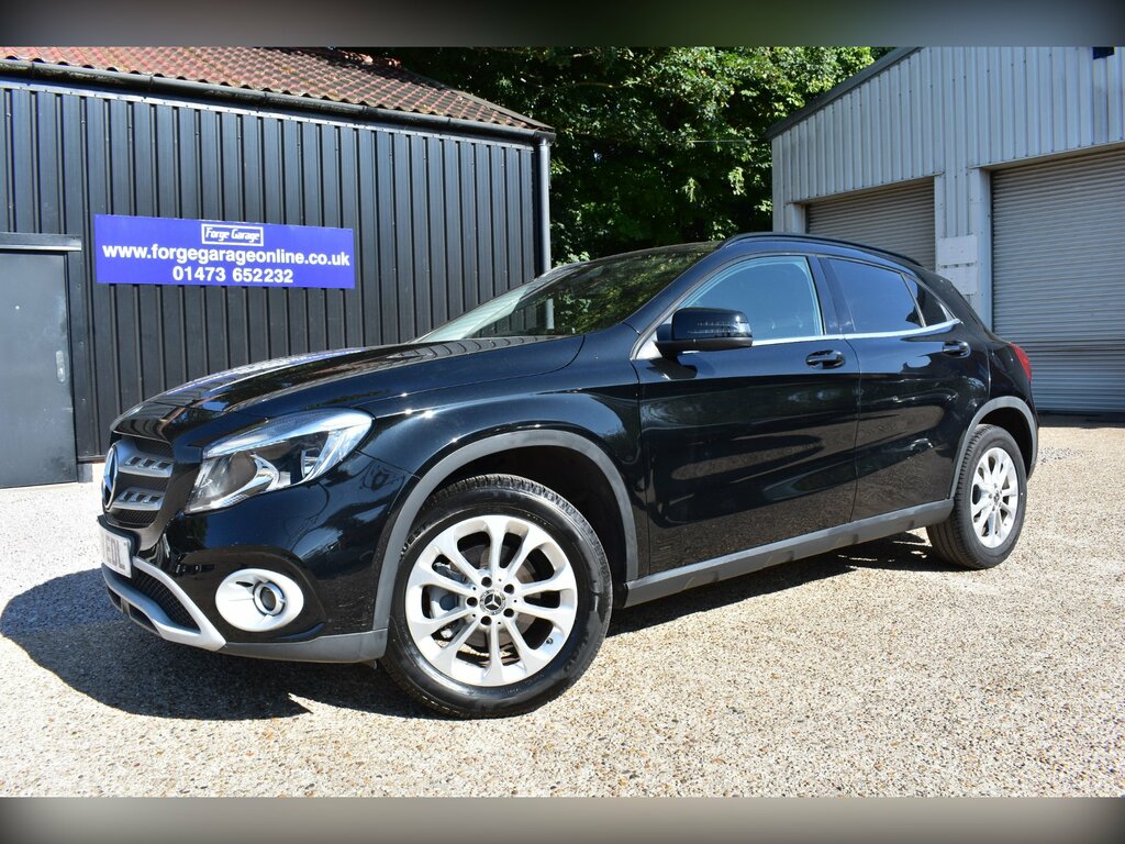 Mercedes-Benz GLA Class 1.6 Gla200 Se Suv Euro 6 Ss Black