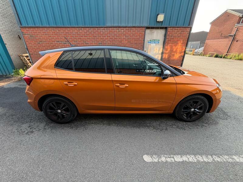 Skoda Fabia 1.0-Tsi-colour-edition-euro-6-ss-5dr Orange #2