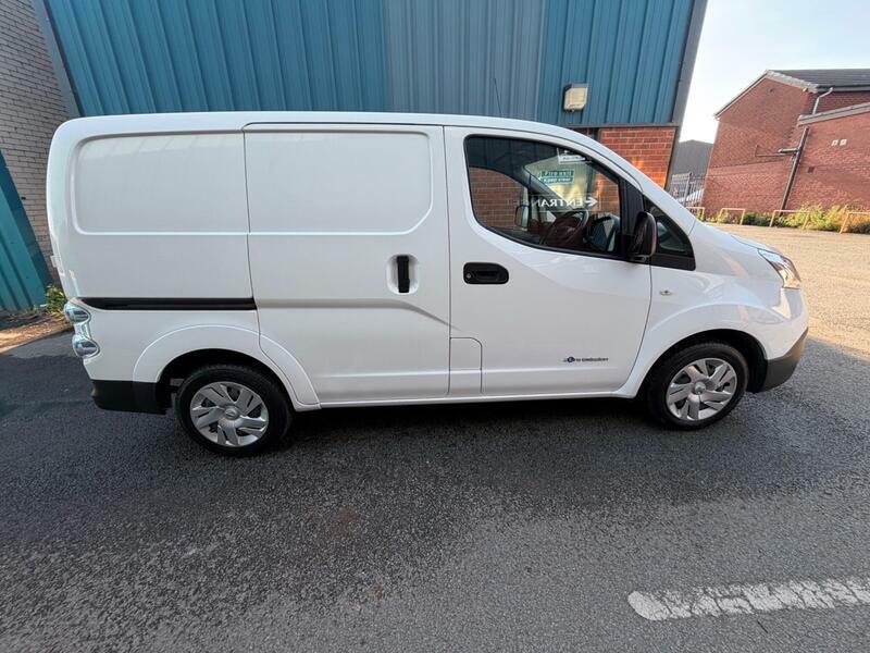 Nissan e-NV200 40kwh-acenta-auto-swb-5dr-quick-charge #2