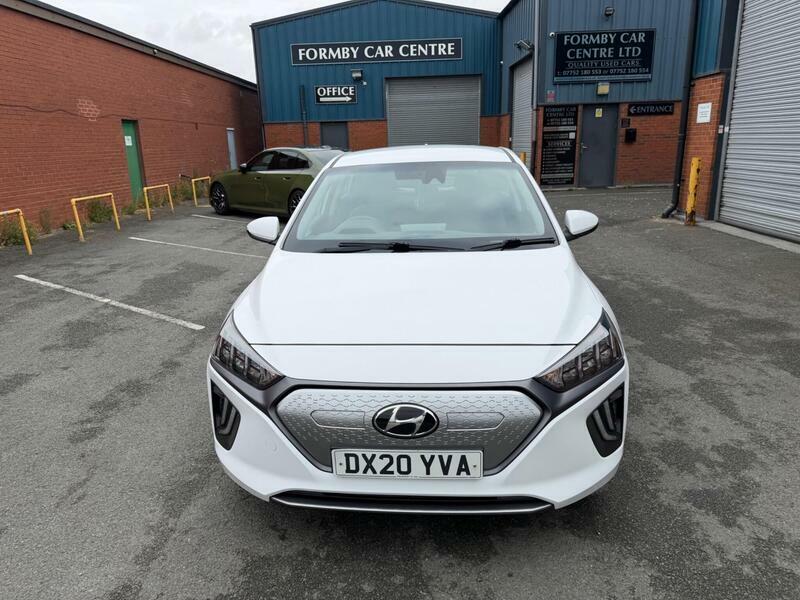 Hyundai Ioniq Hatchback Blue #8