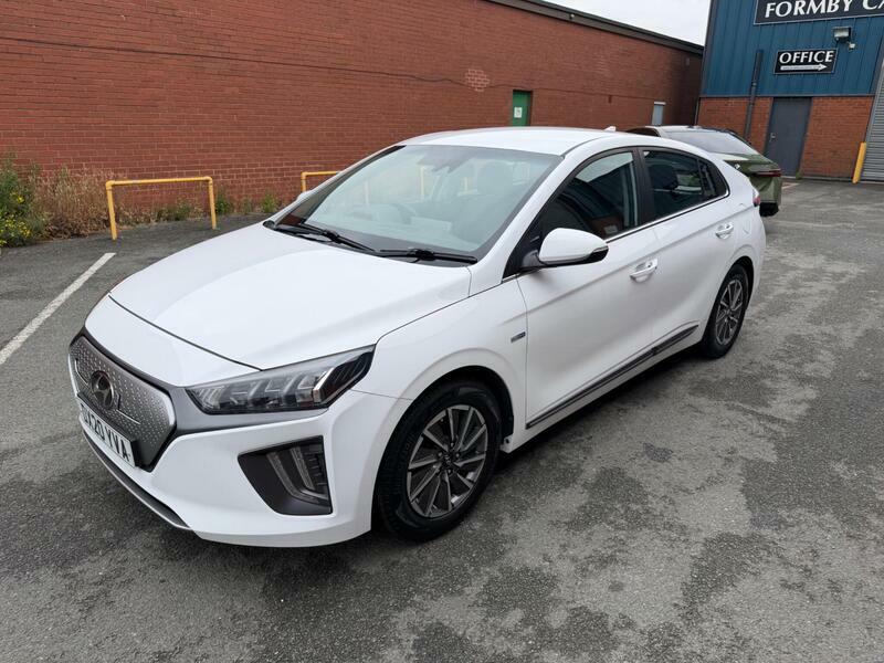 Hyundai Ioniq Hatchback Blue #7