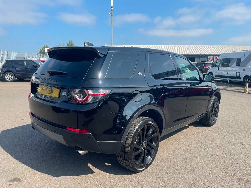 Land Rover Discovery Sport 2L Hse MH68WKD Black #5