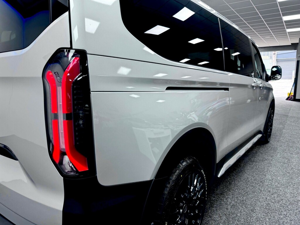 Ford Tourneo Custom 2.5 340 Duratec 16.5Kwh Titanium X L2 Euro 6 Grey #19