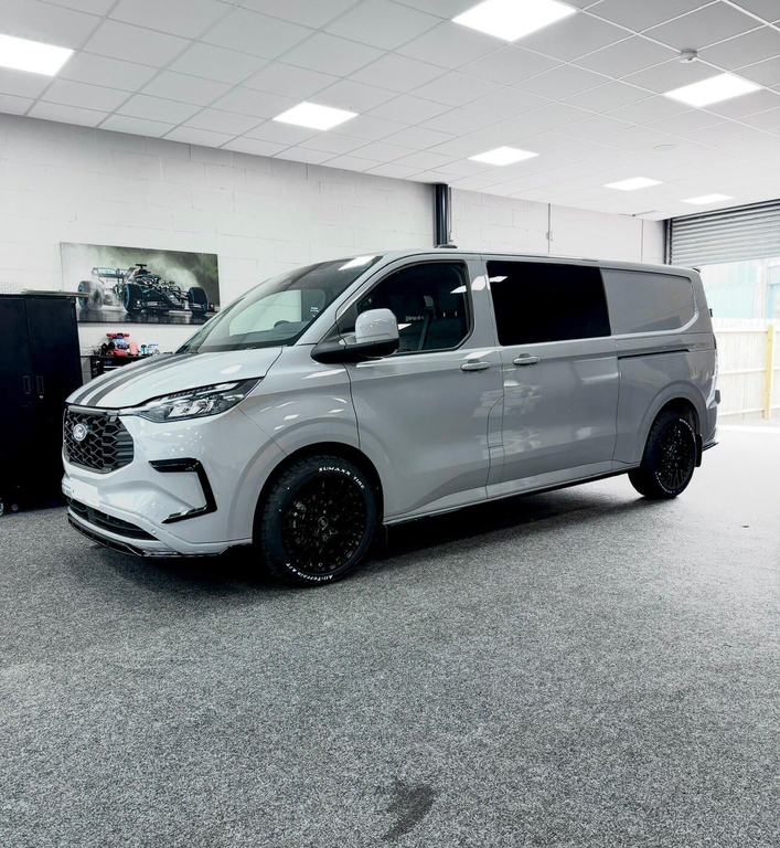 Ford Transit Custom 2.5 320 Duratec 11.8Kwh Limited Crew Van Euro BN26XJD #3