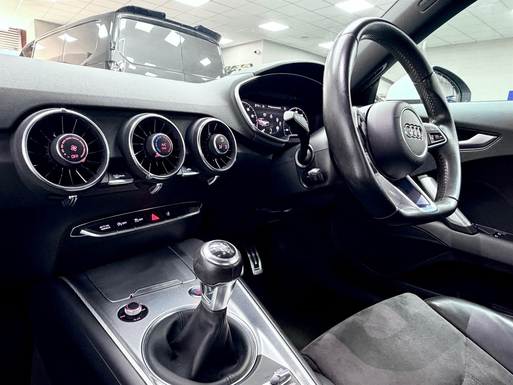 Audi TT 1.8 Tfsi Sport 178 Bhp White #26