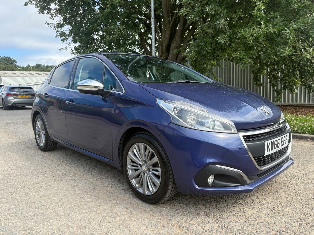 Peugeot 208 1.2 Puretech Allure Hatchback Eu Blue