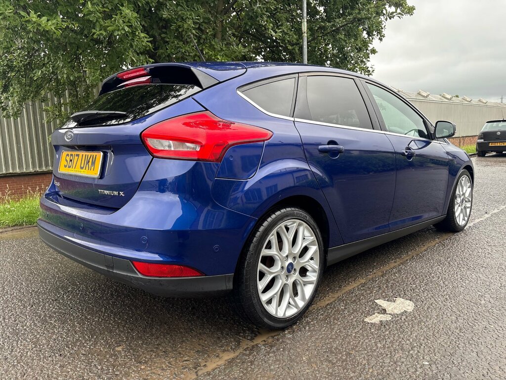 Ford Focus 1.5 Tdci Titanium X Hatchback Eu SB17UKM Blue #3