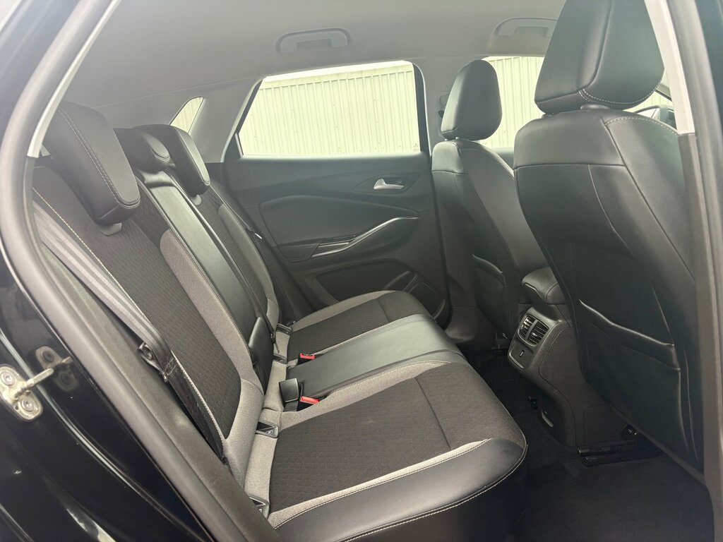 Vauxhall Grandland X 1.5 Turbo D Blueinjection Sport Nav Suv SG19ZXR Black #5