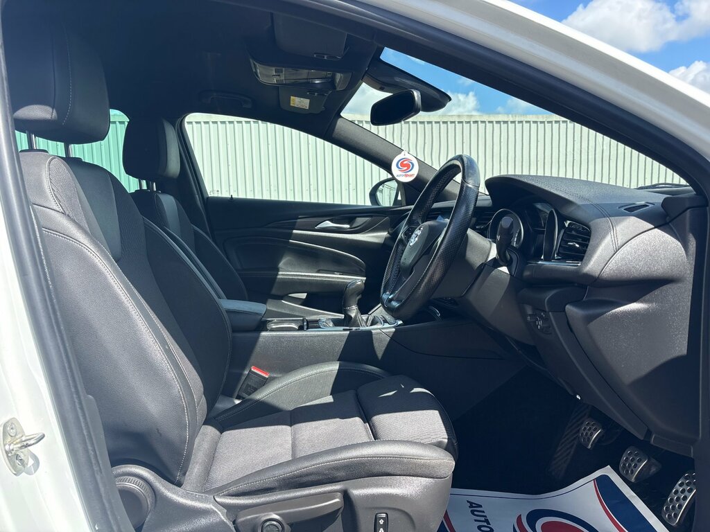 Vauxhall Insignia 1.5I Turbo Sri VX Line Nav Grand Sport White #4