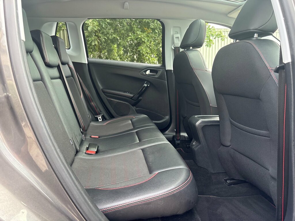 Peugeot 2008 1.2 Puretech Gt Line Suv Euro 6 Grey #5