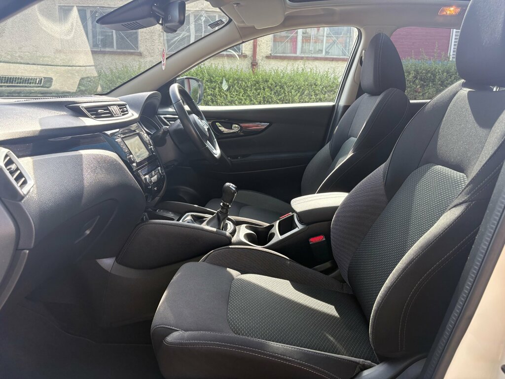 Nissan Qashqai 1.3 Dig-t N-connecta Suv Euro 6 White #6