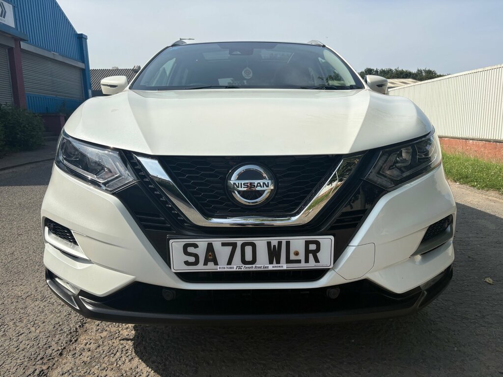 Nissan Qashqai 1.3 Dig-t N-connecta Suv Euro 6 White #2