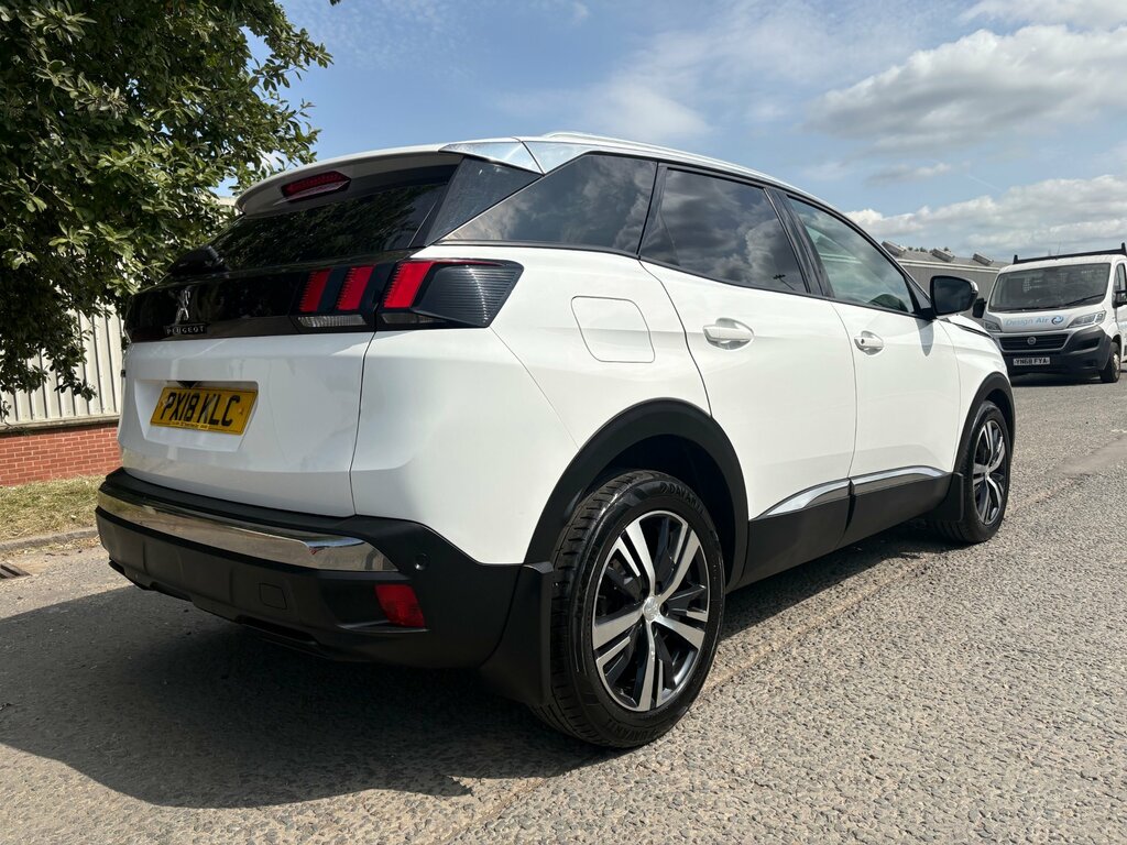 Peugeot 3008 1.2 Puretech Allure Suv Euro 6 White #3