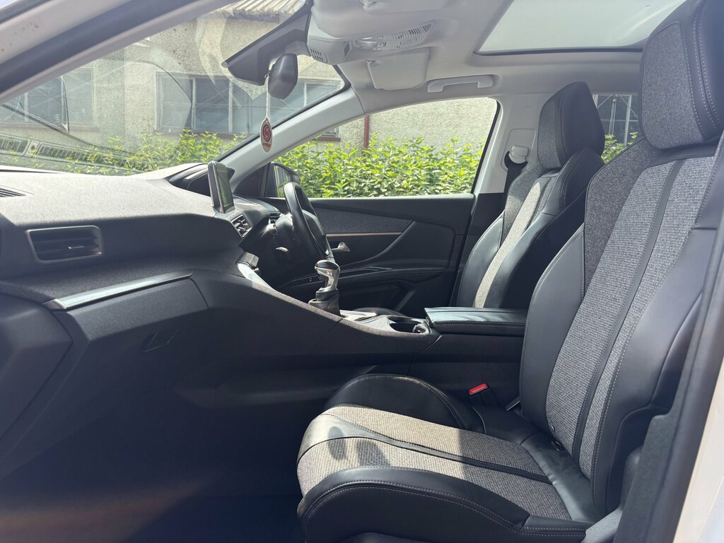 Peugeot 3008 1.2 Puretech Allure Suv Euro 6 White #6