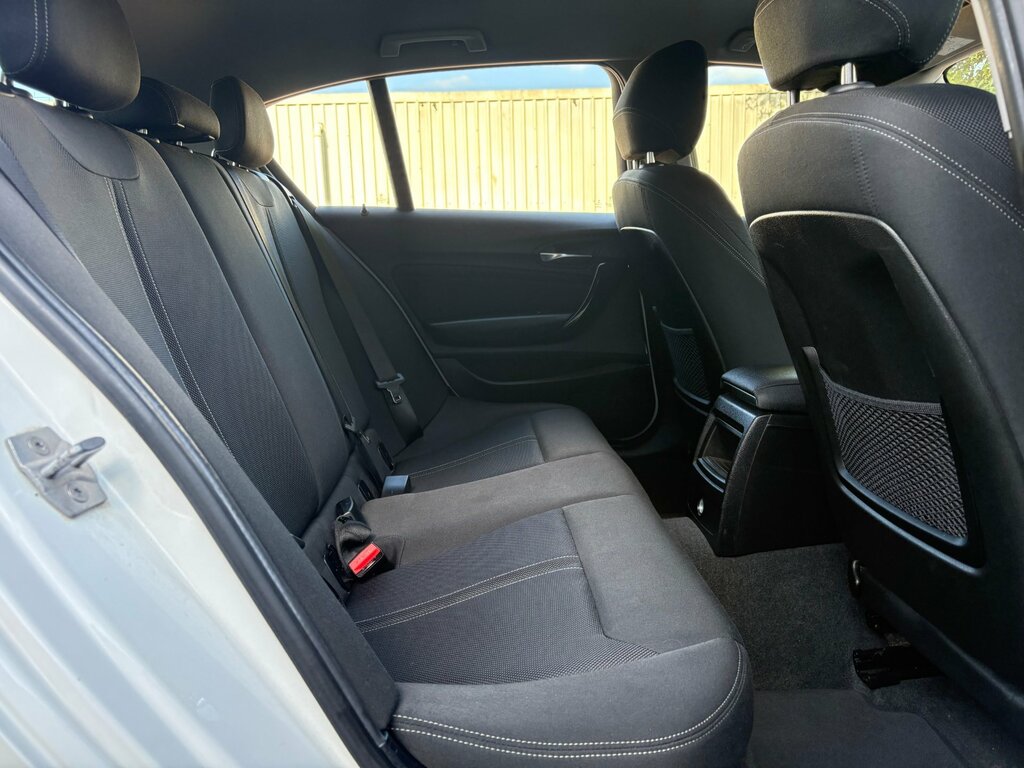 BMW 1 Series 1.5 118I Sport Hatchback Euro 6 FL68CDZ White #5