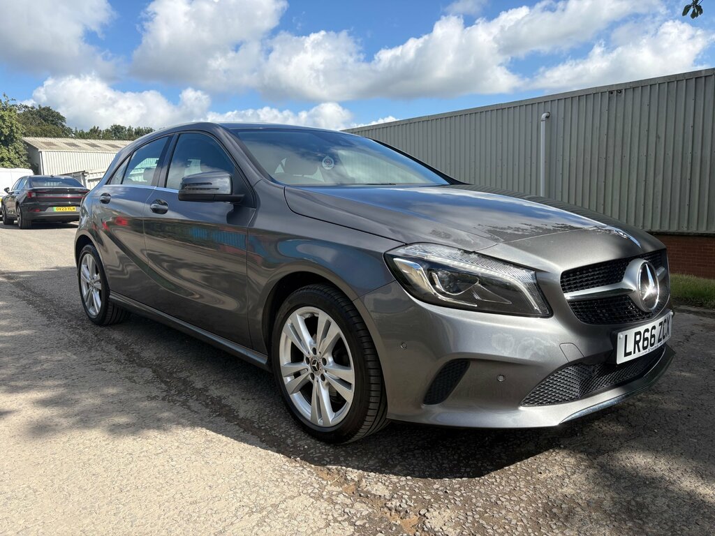 Mercedes-Benz A Class 1.5 A180d Sport Premium Hatchback 7G- Grey