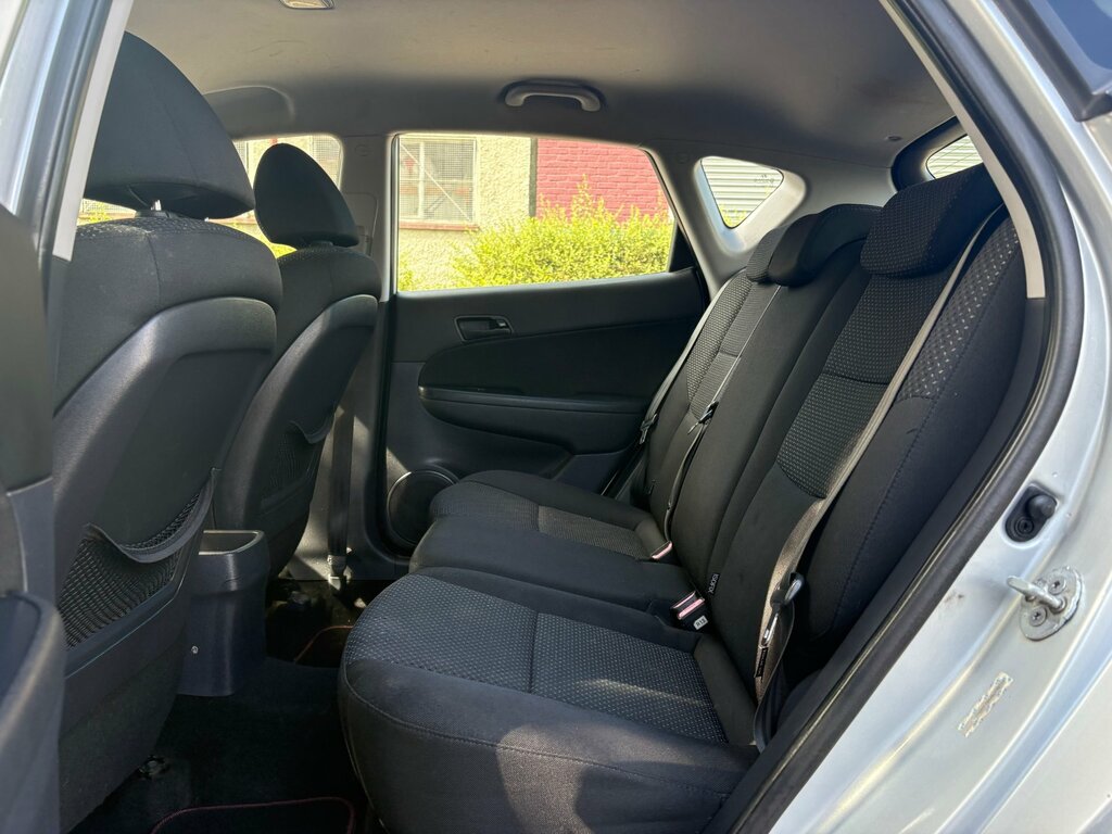 Hyundai I30 1.4 Comfort Blue #7