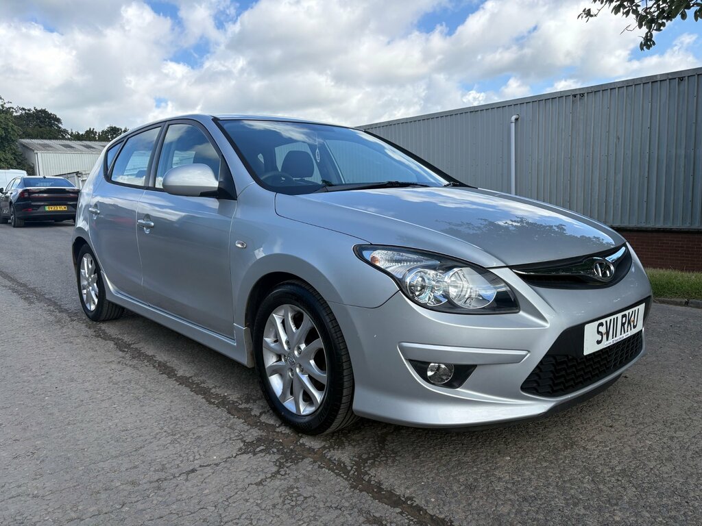 Hyundai I30 1.6 Crdi Comfort Hatchback Euro 4 Silver