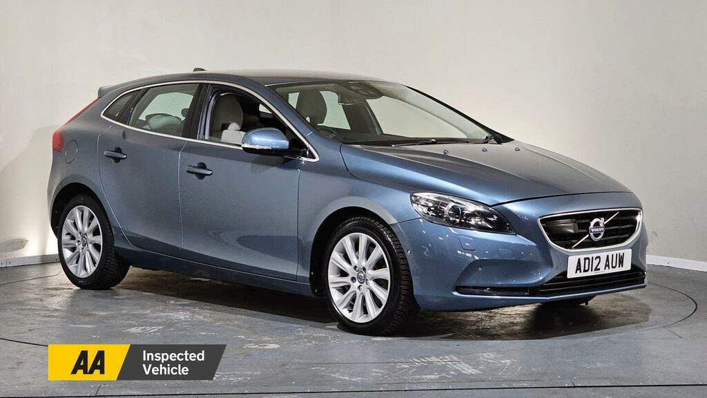 Volvo V40 Hatchback 2.0 D3 Se Lux Nav Geartronic Euro 5 Ss Blue