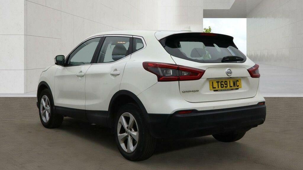 Nissan Qashqai Suv 1.5 Dci Acenta Premium Dct Euro 6 Ss 5 White #3